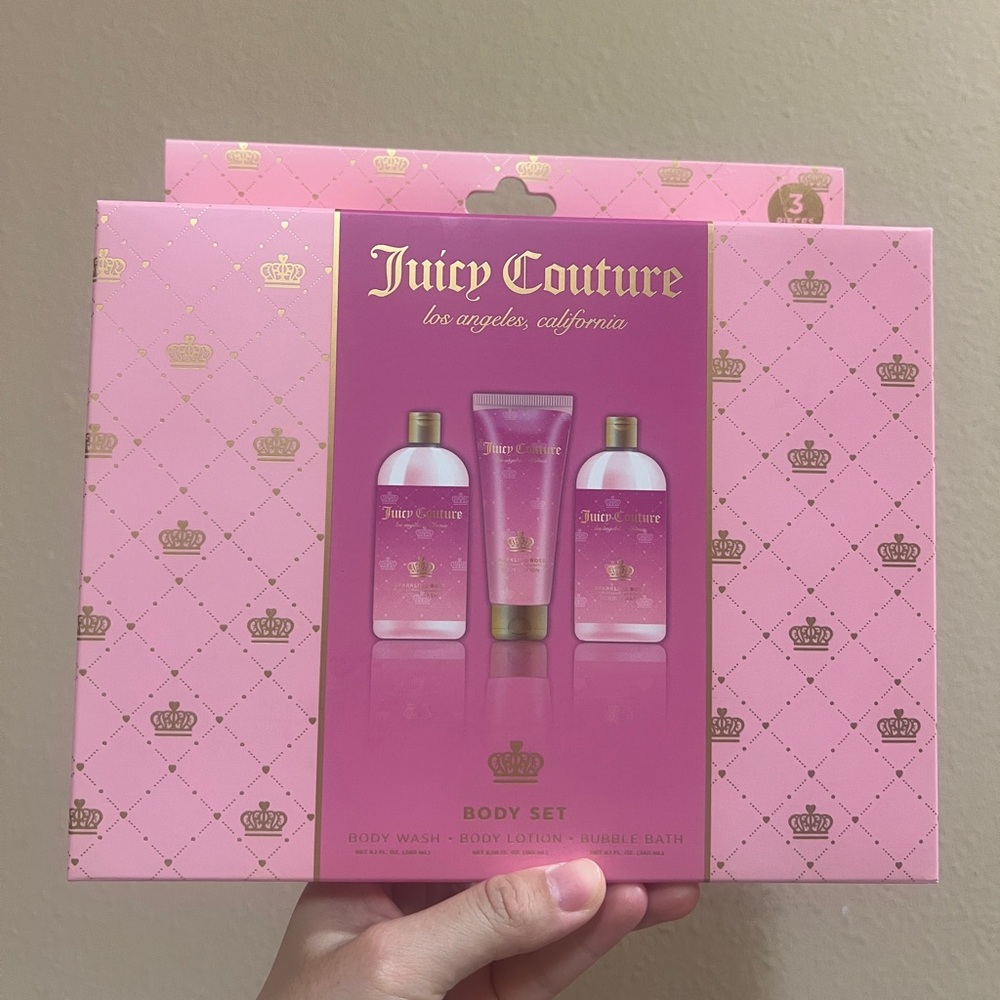 💕HP💕Juicy Couture Pink Body Wash Set